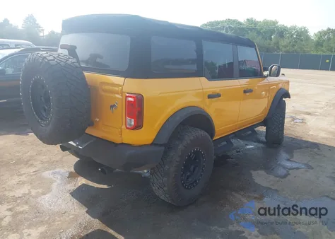 2022 Ford Bronco Big Bend/Black Diamond/Outer Banks z USA, uszkodzony, nr VIN 1FMDE5BH8NLB86567